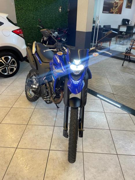 YAMAHA XTZ 250 LANDER, Foto 4