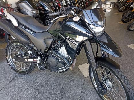 YAMAHA XTZ 250 LANDER, Foto 3