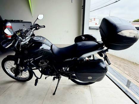 YAMAHA XTZ 250 LANDER, Foto 4