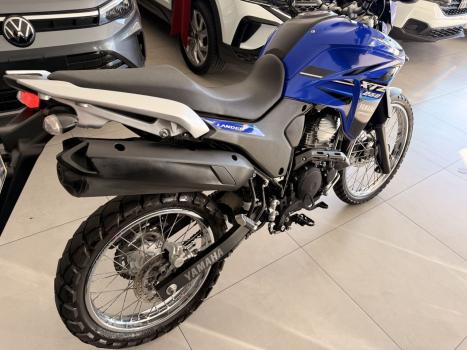 YAMAHA XTZ 250 LANDER, Foto 3