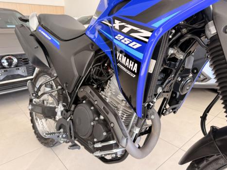 YAMAHA XTZ 250 LANDER, Foto 7