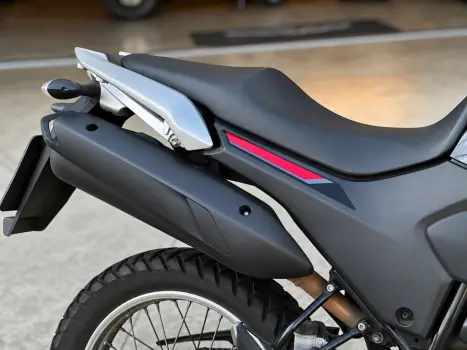YAMAHA XTZ 250 LANDER, Foto 5