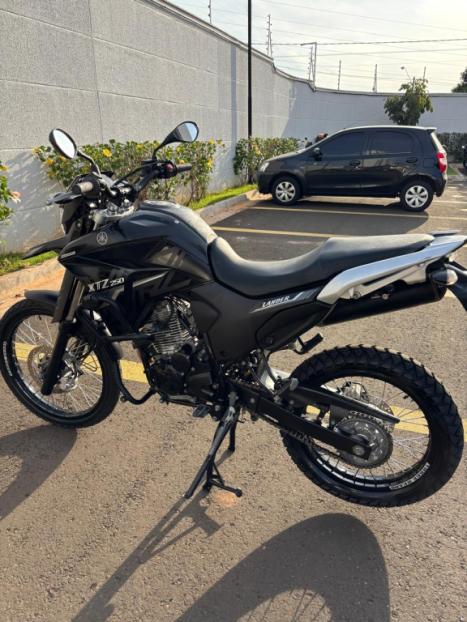 YAMAHA XTZ 250 LANDER, Foto 9