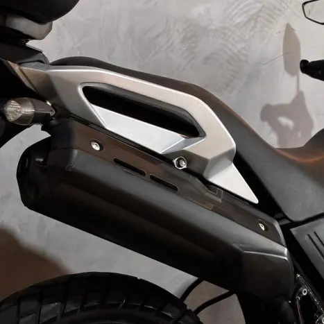 YAMAHA XTZ 250 TENER�, Foto 3