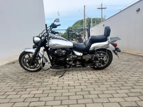 YAMAHA XVS 950 MIDNIGHT STAR, Foto 2