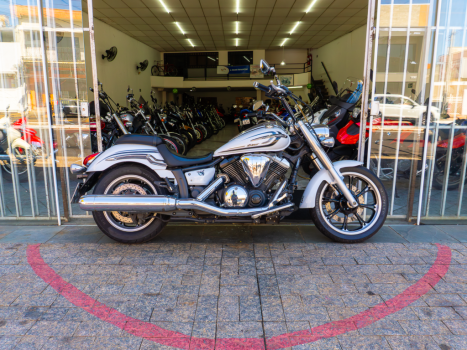 YAMAHA XVS MidnightStar 950, Foto 2