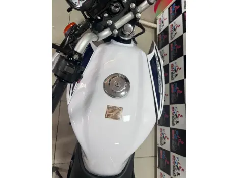 YAMAHA YBR 125 , Foto 6