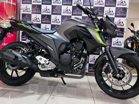 YAMAHA YS Fazer 250 , Foto 15