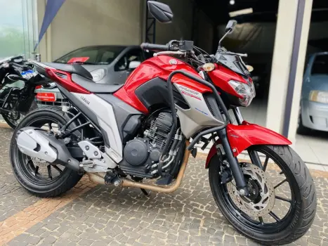 YAMAHA YS Fazer 250 , Foto 3