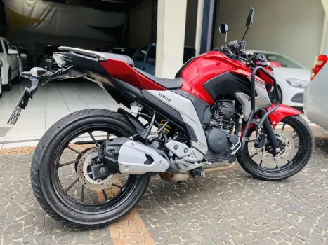 YAMAHA YS Fazer 250 , Foto 5