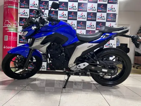 YAMAHA YS Fazer 250 , Foto 4