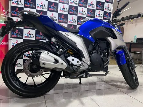 YAMAHA YS Fazer 250 , Foto 10