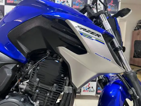 YAMAHA YS Fazer 250 , Foto 13