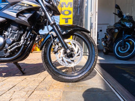 YAMAHA YS Fazer 250 , Foto 5