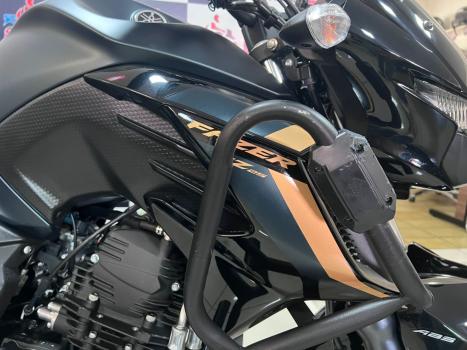 YAMAHA YS Fazer 250 , Foto 5