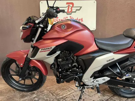 YAMAHA YS Fazer 250 , Foto 9