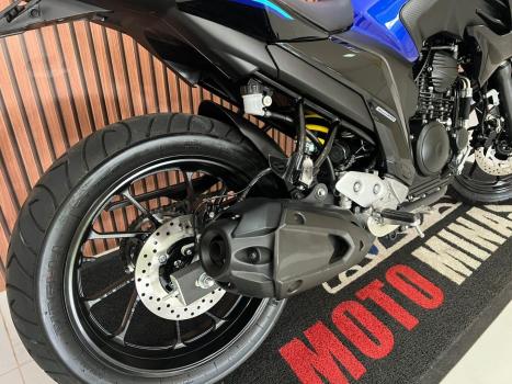 YAMAHA YS Fazer 250 LIMITED EDITION, Foto 8