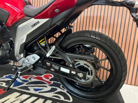 YAMAHA YS Fazer 250 , Foto 3