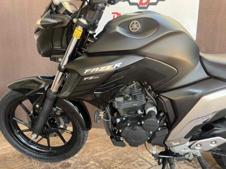 YAMAHA YS Fazer 250 , Foto 5