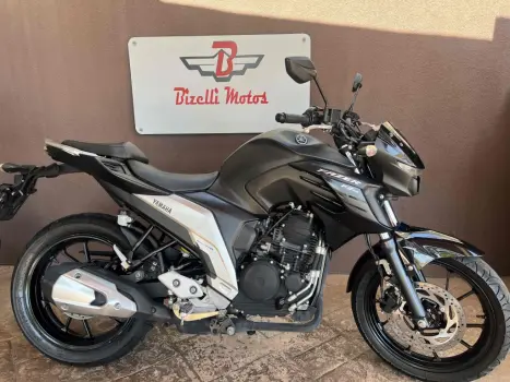 YAMAHA YS Fazer 250 , Foto 12