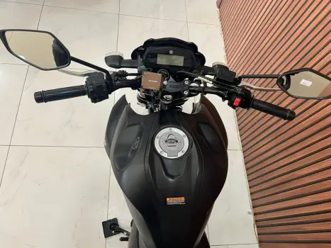 YAMAHA YS Fazer 250 , Foto 9
