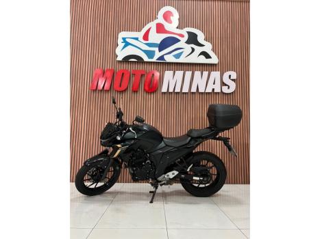 YAMAHA YS Fazer 250 LIMITED EDITION, Foto 1