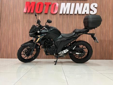 YAMAHA YS Fazer 250 LIMITED EDITION, Foto 6