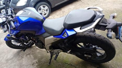 YAMAHA YS Fazer 250 , Foto 3