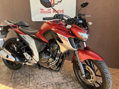 YAMAHA YS Fazer 250 LIMITED EDITION, Foto 7