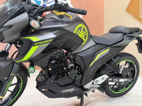 YAMAHA YS Fazer 250 LIMITED EDITION, Foto 8