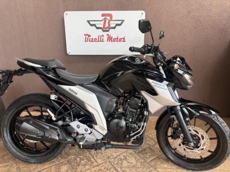 YAMAHA YS Fazer 250 BLUE FLEX, Foto 1