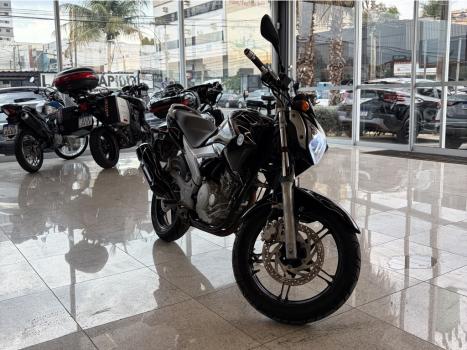 YAMAHA YS Fazer 250 LIMITED EDITION, Foto 3