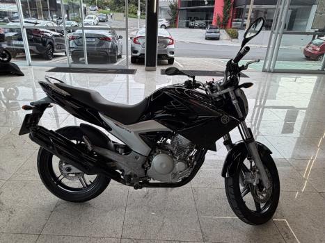 YAMAHA YS Fazer 250 LIMITED EDITION, Foto 4