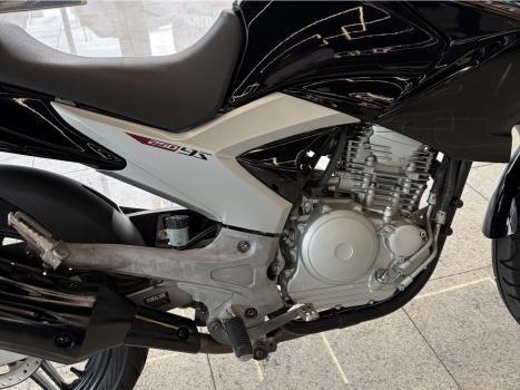 YAMAHA YS Fazer 250 LIMITED EDITION, Foto 19