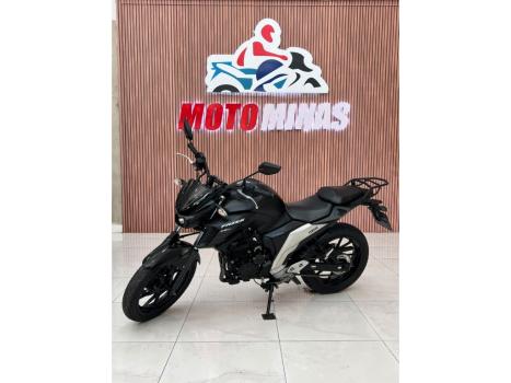 YAMAHA YS Fazer 250 , Foto 2