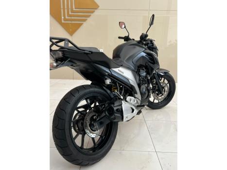 YAMAHA YS Fazer 250 , Foto 8