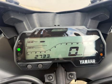 YAMAHA YZF R15 150 ABS, Foto 5