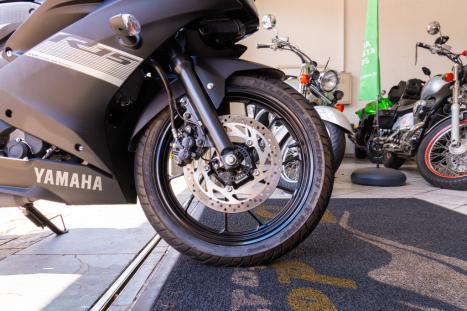 YAMAHA YZF R15 150 ABS, Foto 5