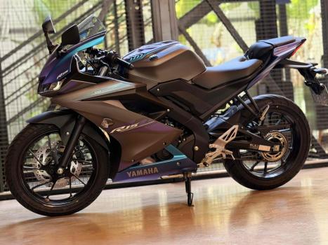 YAMAHA YZF R15 150 ABS, Foto 1