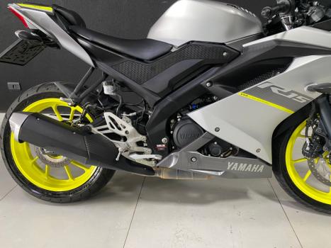 YAMAHA YZF R15 150 ABS, Foto 7