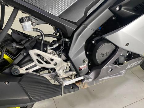 YAMAHA YZF R15 150 ABS, Foto 8