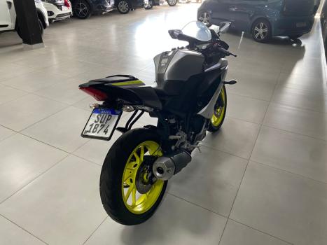 YAMAHA YZF R15 150 ABS, Foto 11