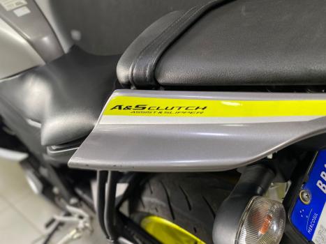 YAMAHA YZF R15 150 ABS, Foto 14