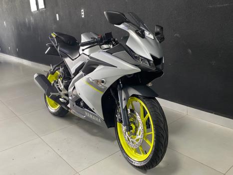 YAMAHA YZF R15 150 ABS, Foto 18