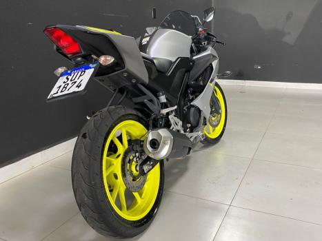 YAMAHA YZF R15 150 ABS, Foto 19