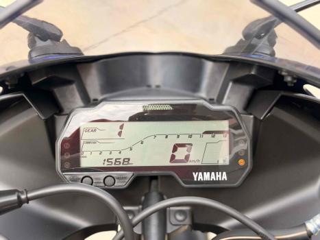 YAMAHA YZF R15 150 ABS, Foto 11