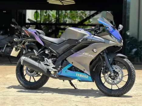 YAMAHA YZF R15 150 ABS, Foto 5
