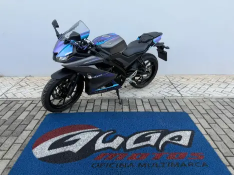 YAMAHA YZF R15 150 ABS, Foto 4