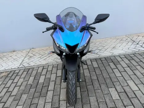 YAMAHA YZF R15 150 ABS, Foto 5