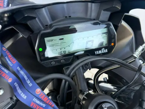 YAMAHA YZF R15 150 ABS, Foto 6